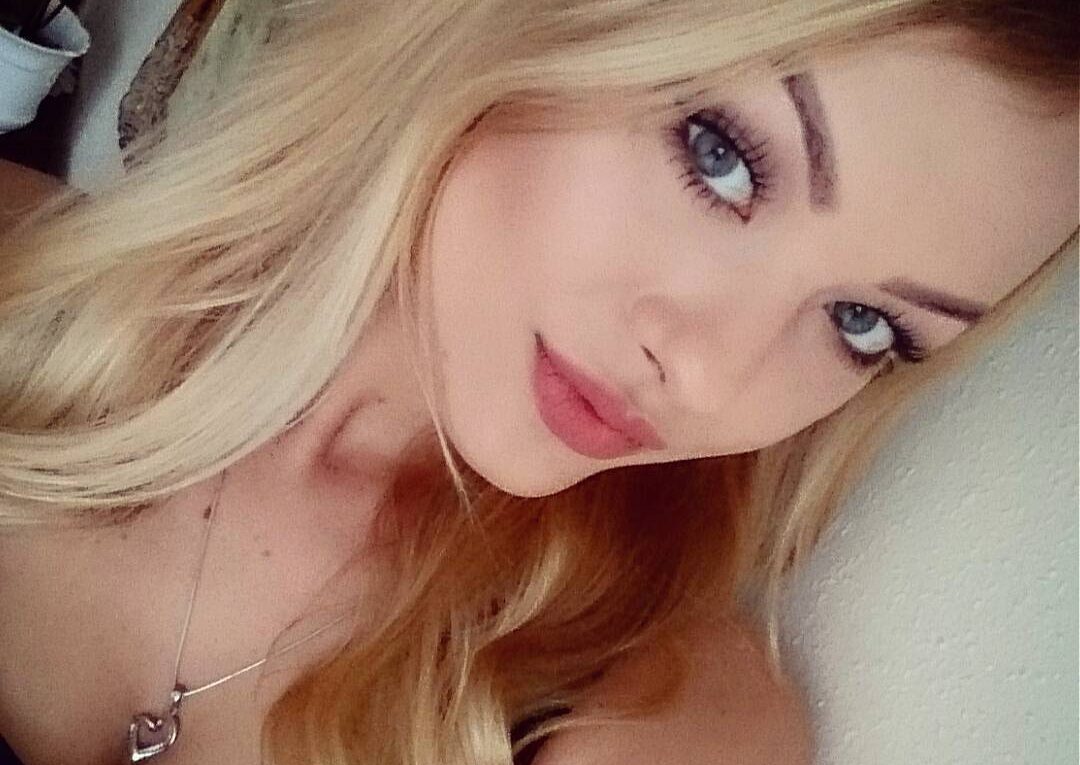 Güzel zevkli gecelerin kadını İstanbul Escort bayan Hande